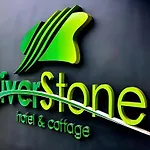Riverstone Hotel And Cottage