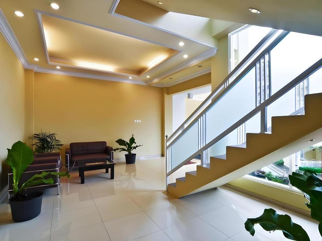 Riverstone And Malang