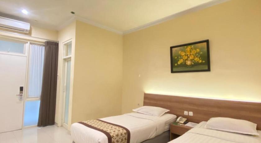 Hotel Riverstone And 2*